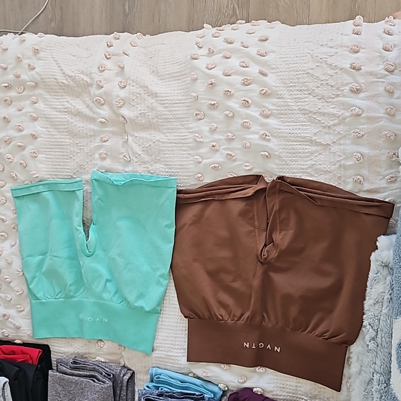 Leggings! Lululemon, Athleta, Alphalete, NVGTN, Gymshark, etc - Picture 7 of 13